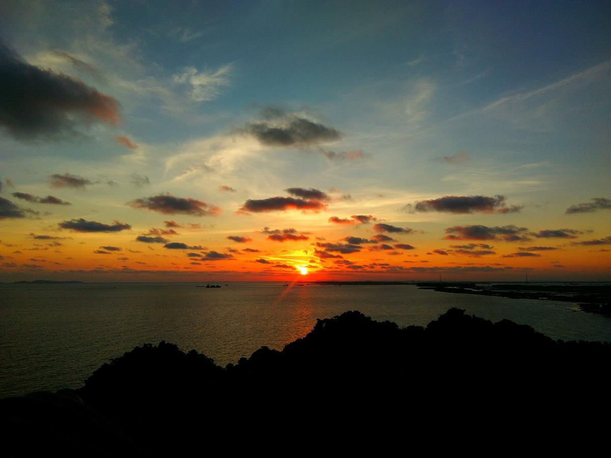 Anh Thuan Hotel 1 Cat Ba Island ภายนอก รูปภาพ