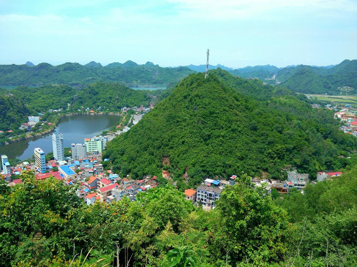 Anh Thuan Hotel 1 Cat Ba Island ภายนอก รูปภาพ