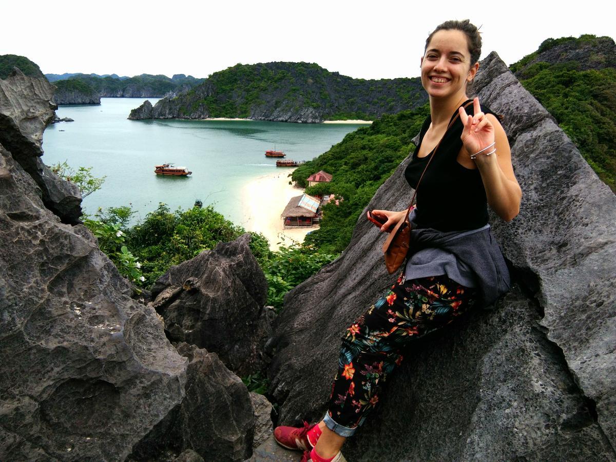 Anh Thuan Hotel 1 Cat Ba Island ภายนอก รูปภาพ